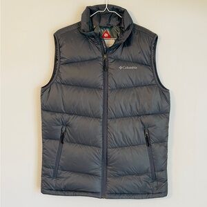 Columbia Pike’s Lake Omni-Heat Charcoal Gray Insulated Puffer Vest